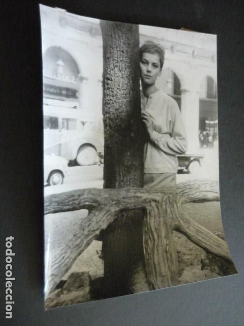 Cinema: MARIA NEMENYI ACTRIZ EN SAN SEBASTIAN 1967 ANTIGUA FOTOGRAFIA ORIGINAL 24 X 18 CM