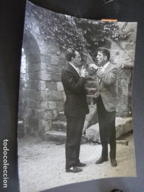 Cinema: BURT LANCASTER ACTOR CON LUCHINO VISCONTI ANTIGUA FOTOGRAFIA ORIGINAL 18 X 24 CM