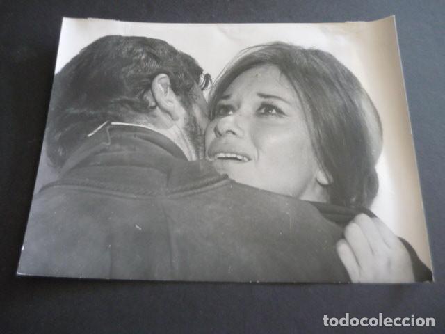Cinema: FRANCISCO RABAL ACTOR EN LLANTO POR UN BANDIDO ANTIGUA FOTOGRAFIA ORIGINAL 18 X 24 CM