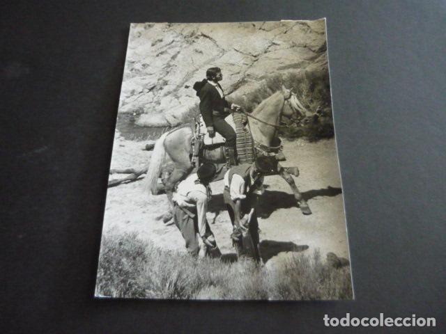 Cinema: PACO RABAL ACTOR EN LLANTO POR UN BANDIDO ANTIGUA FOTOGRAFIA ORIGINAL 20 X 15 CM