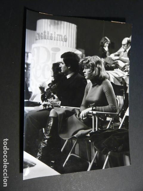 Cine: INGER NILSSON PIPPI CALZASLARGAS ANTIGUA FOTOGRAFIA ORIGINAL 1975 18 X 13 CM