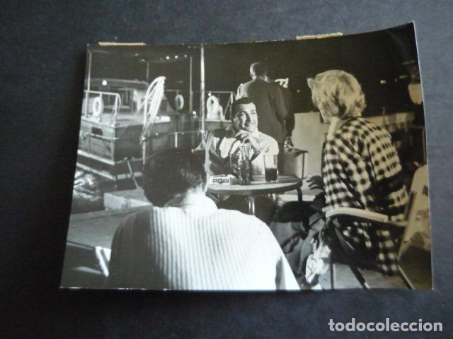 Cinema: ARMANDO CALVO ACTOR CON AMPARO RIVELLES ANTIGUA FOTOGRAFIA ORIGINAL 8 X 11 CM