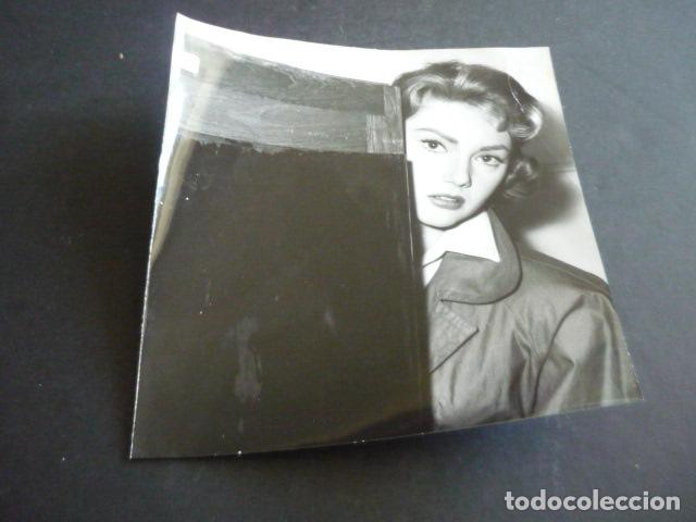 Kino: SCILLA GABEL ACTRIZ ANTIGUA FOTOGRAFIA ORIGINAL 16 X 16 CM