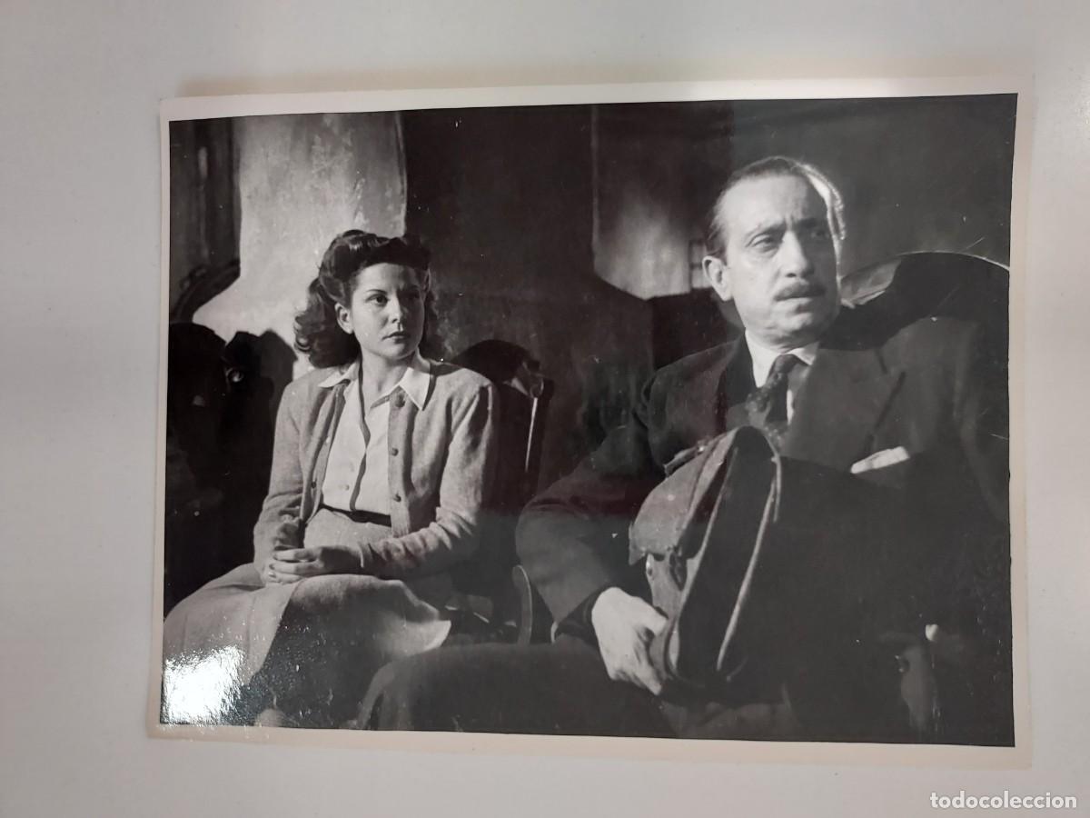 Cine: FOTOGRAFIA ACTOR ALFONSO HORNA PELICULA EL SOTANO (JAIME DE MAYORA 1949) 11 X 8 CM. FOTO IBA&Ntilde;EZ