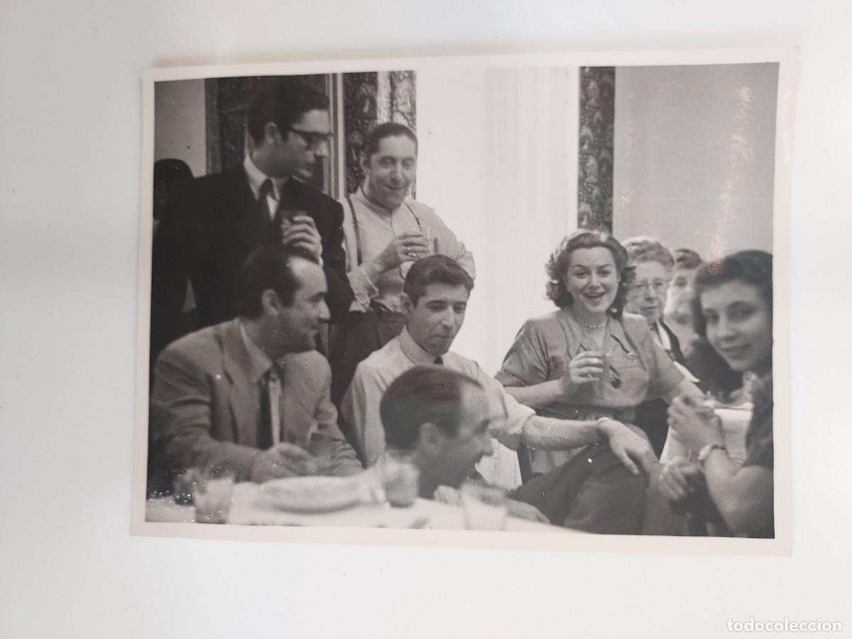 Cine: FOTOGRAFIA &iquest;JAIME DE MAYORA? CON REPARTO PELICULA EL SOTANO (JAIME DE MAYORA 1949) 11 X 8 CM. IBA&Ntilde;EZ