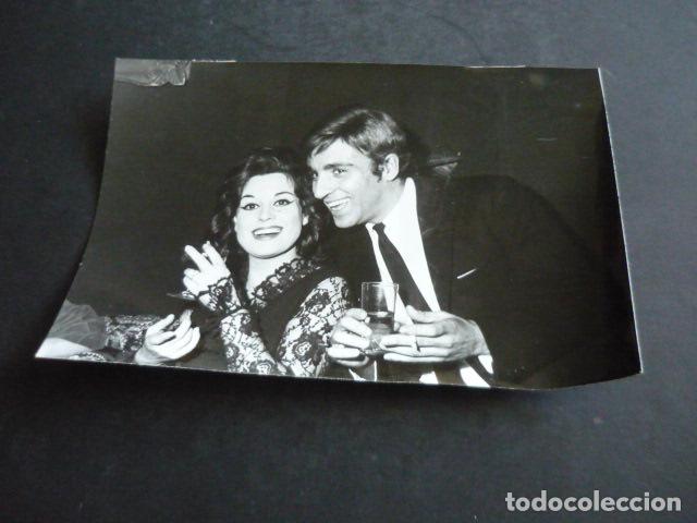 Kino: EMMA PENELLA ACTRIZ CON JOSE RUBIO ANTIGUA FOTOGRAFIA ORIGINAL 18 X 12 CM