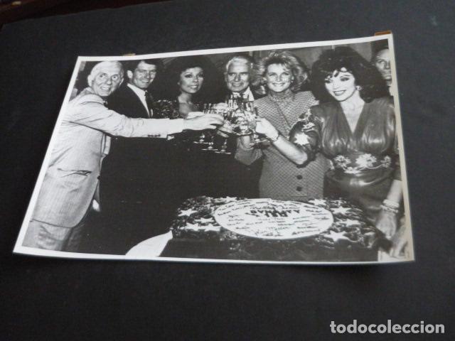 Kino: LINDA EVANS ACTRIZ ANTIGUA FOTOGRAFIA 24 X 18 CM