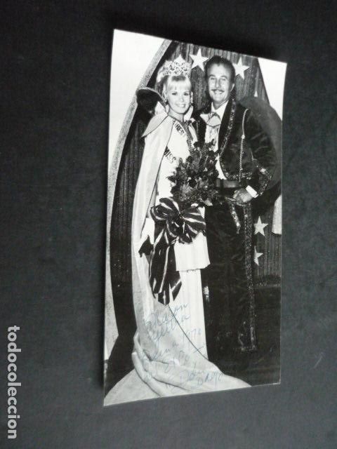 Cine: TOM HERNANDEZ ACTOR ANTIGUA FOTOGRAFIA ORIGINAL 9 X 17 CM