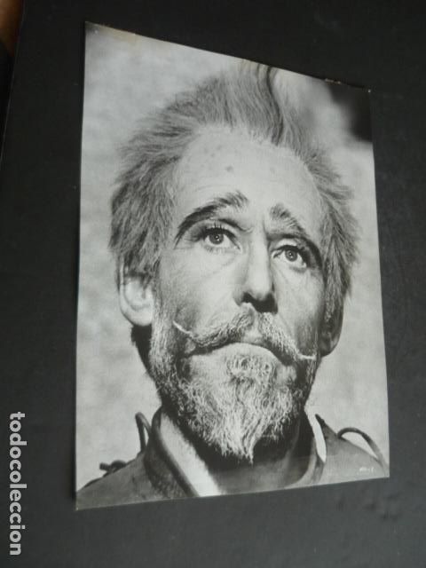 Cine: PELICULA EL HOMBRE DE LA MANCHA PETER O&acute;TOOLE ACTOR ANTIGUA FOTOGRAFIA ORIGINAL 24 X 18 CM