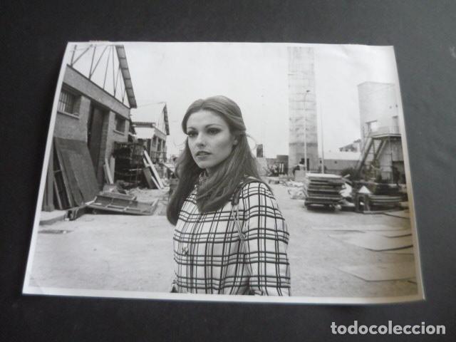 Cine: SILVIA TORTOSA ACTRIZ ANTIGUA FOTOGRAFIA ORIGINAL 18 X 24 CM