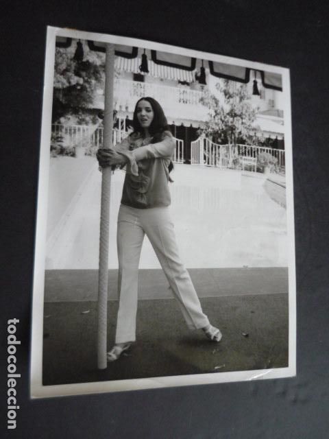 Cine: LINDA CRISTAL ACTRIZ ANTIGUA FOTOGRAFIA ORIGINAL 18 X 24 CM