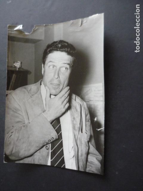 Cin&eacute;ma: RAF VALLONE ACTOR ANTIGUA FOTOGRAFIA ORIGINAL 18 X 24 CM