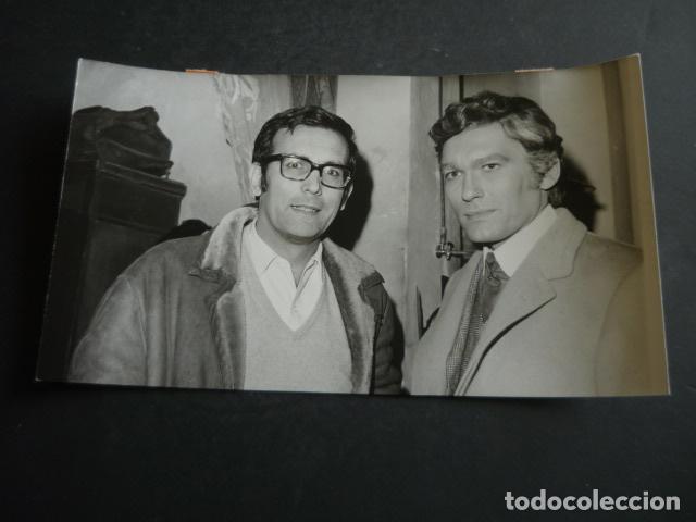 Kino: IVAN RASSIMOW ACTOR CON MARIO CAMUS ANTIGUA FOTOGRAFIA ORIGINAL 13 X 24 CM