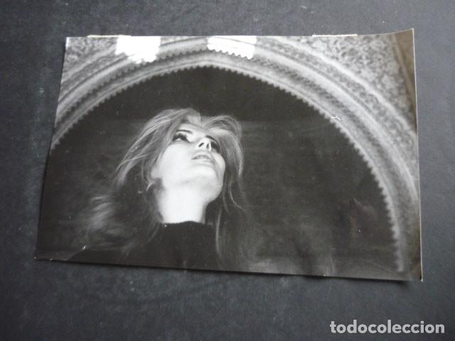 Cinema: PAMELA TIFFIN ACTRIZ EN GRANADA ANTIGUA FOTOGRAFIA ORIGINAL 18 X 12 CM