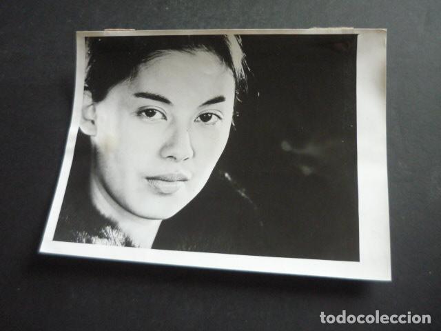 Cin&eacute;ma: FRANCE NUYEN ACTRIZ ANTIGUA FOTOGRAFIA ORIGINAL 15 X 20,5 CM