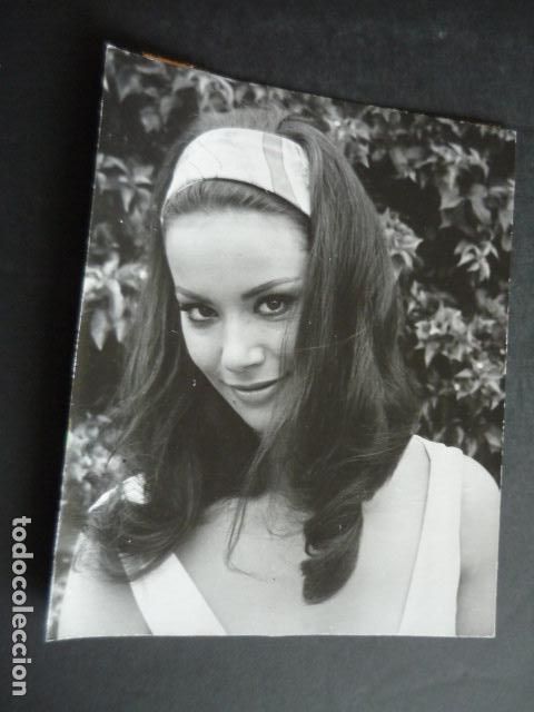 Cinema: CLAUDINE AUGER ACTRIZ ANTIGUA FOTOGRAFIA ORIGINAL 14 X 17 CM