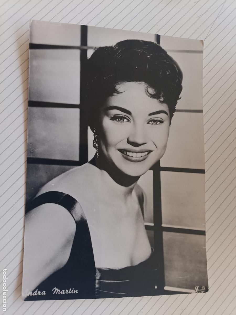 Cine: Andra Martin, postal de cine antigua