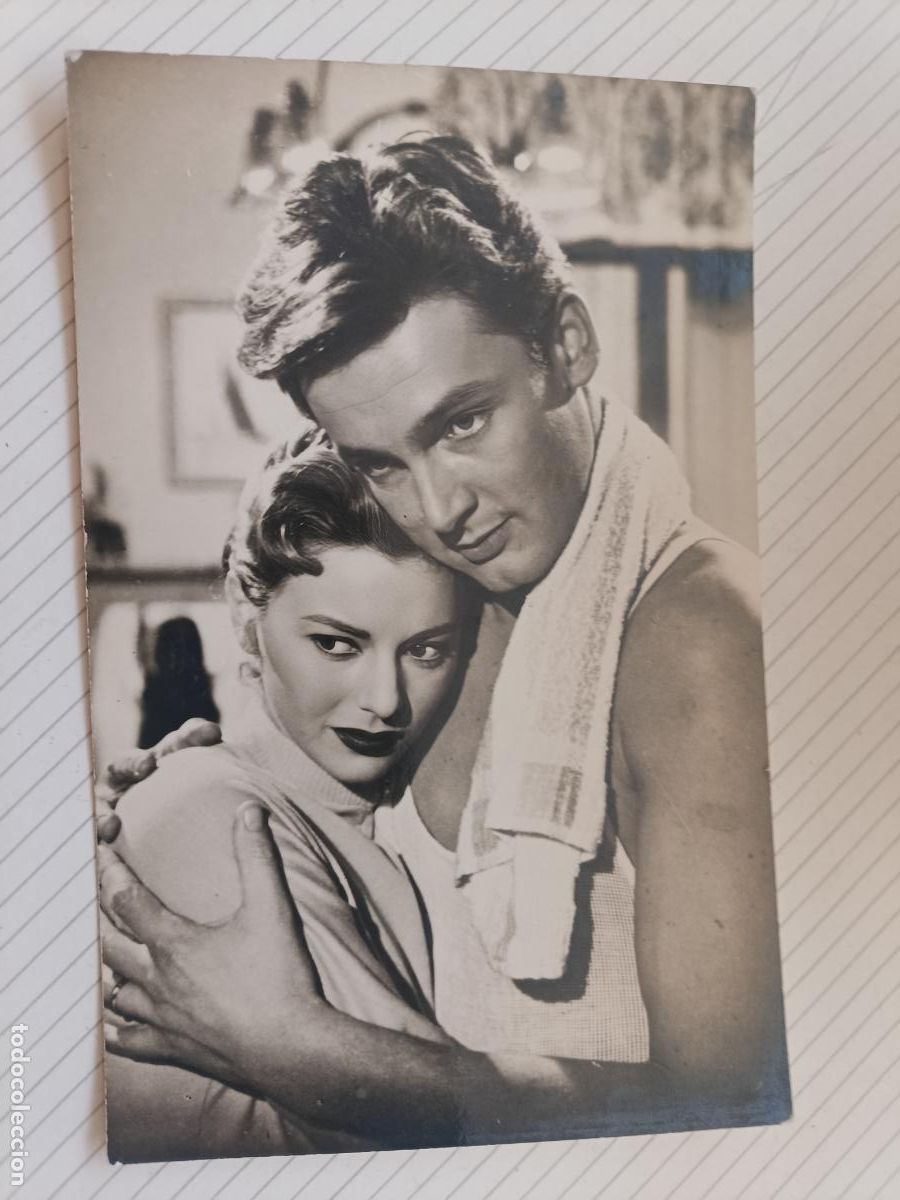 Cine: Giovanna Ralli y Robert Russo, postal de cine antigua