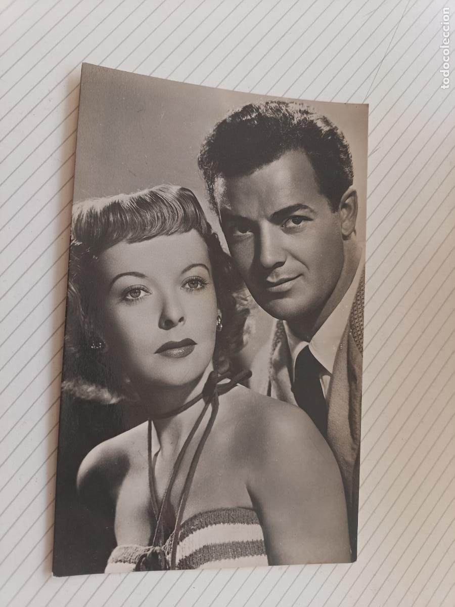 Cine: Cornel Wilde e Ida Lupino, postal de cine antigua