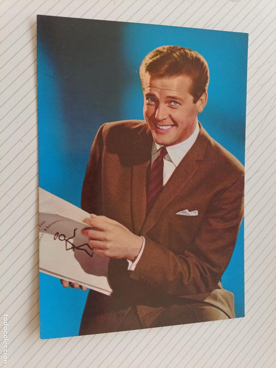Cine: Roger Moore, postal de cine