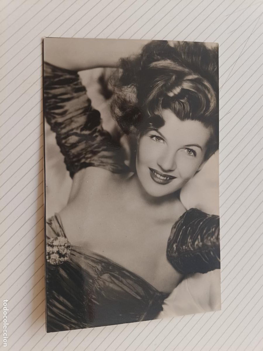 Kino: Corinne Calvet, postal de cine original de &eacute;poca