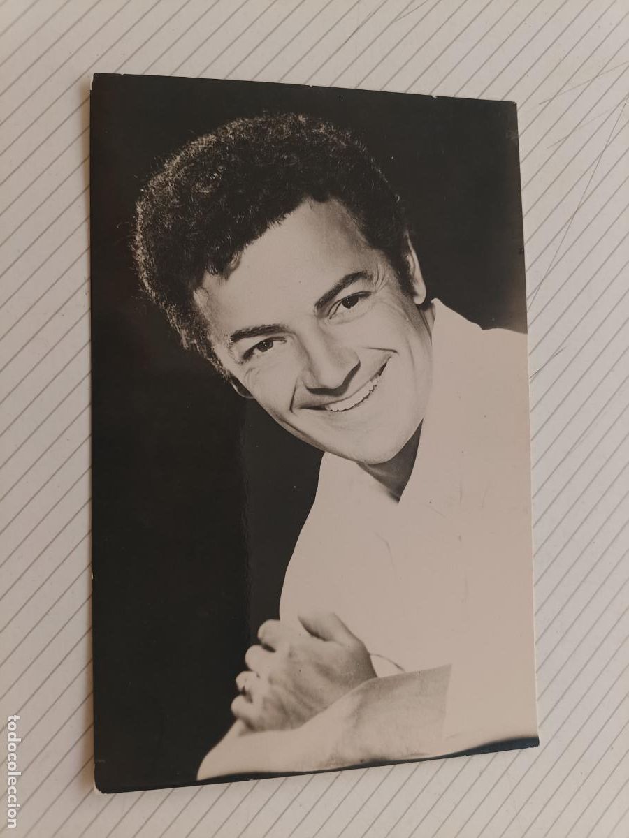 Cine: Cornel Wilde. Postal de cine de la &eacute;poca