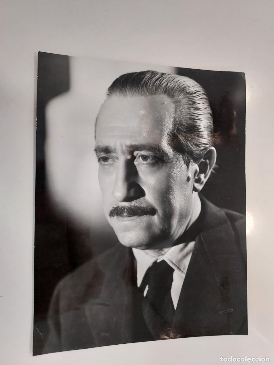 Cine: FOTO &iquest;ALFONSO HORNA? PELICULA EL SOTANO (JAIME DE MAYORA 1949). FOTO IBA&Ntilde;EZ. 20 X 15