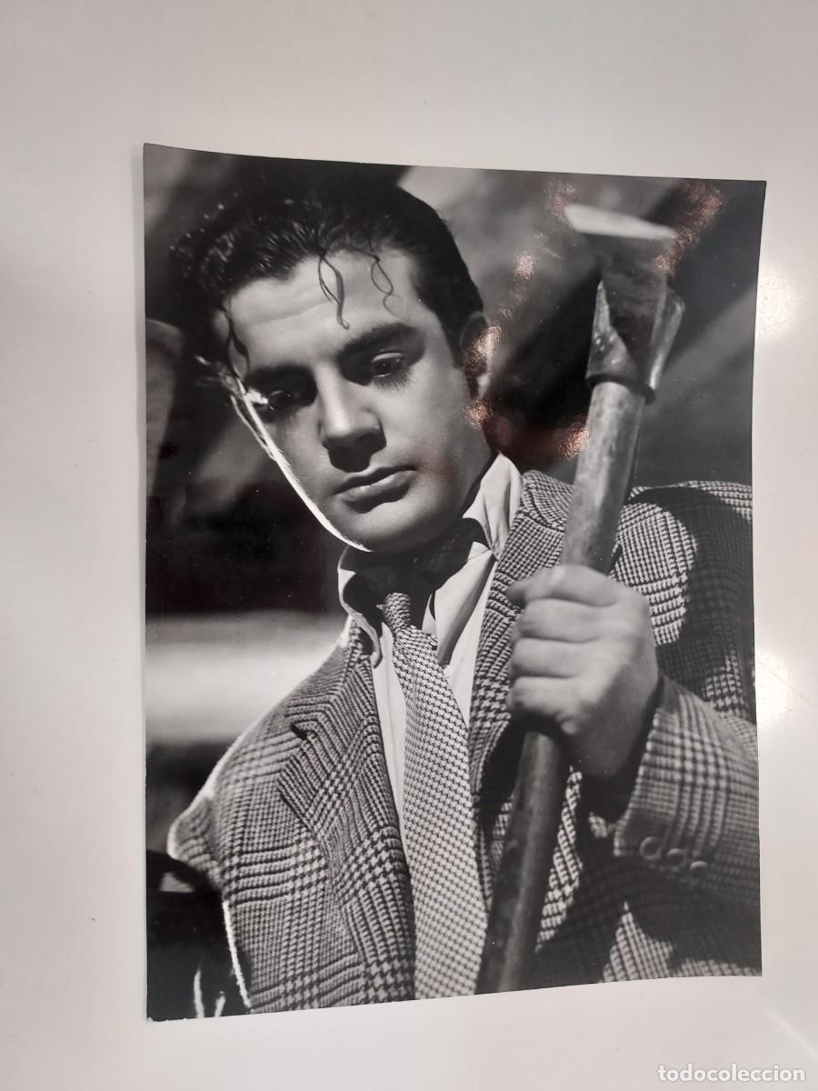 Cine: EDUARDO FAJARDO PELICULA EL SOTANO (JAIME DE MAYORA 1949). FOTO IBA&Ntilde;EZ. 21 X 16