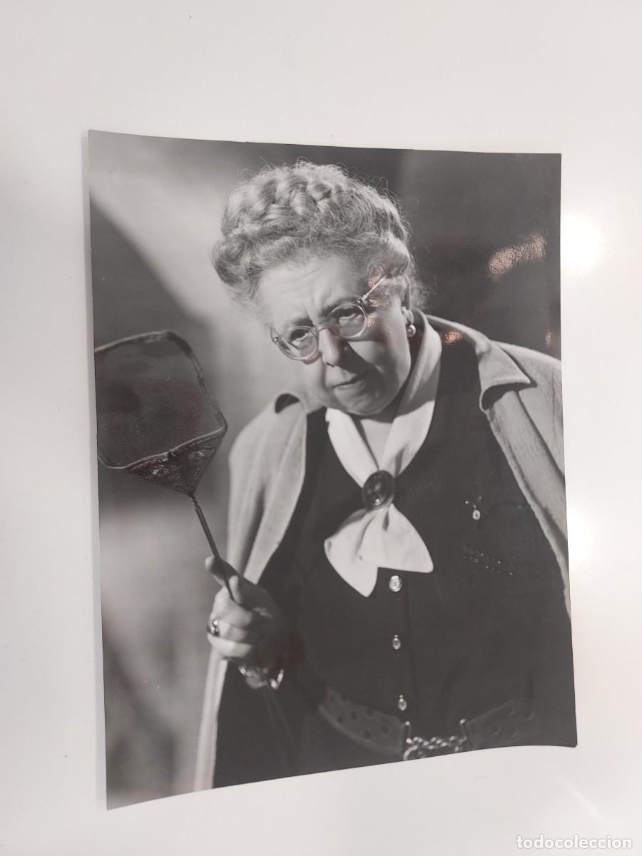 Cine: MARIA BRU ESCENA PELICULA EL SOTANO (JAIME DE MAYORA 1949). FOTO IBA&Ntilde;EZ. 21 X 16