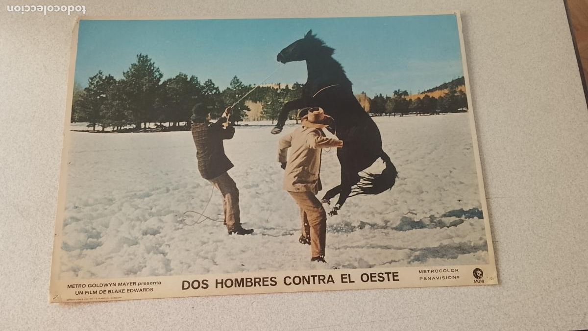 Cine: fotocromo DOS HOMBRES CONTRA EL OESTE, FOTOCROMO ORIGINAL, afiche fotocromo carton