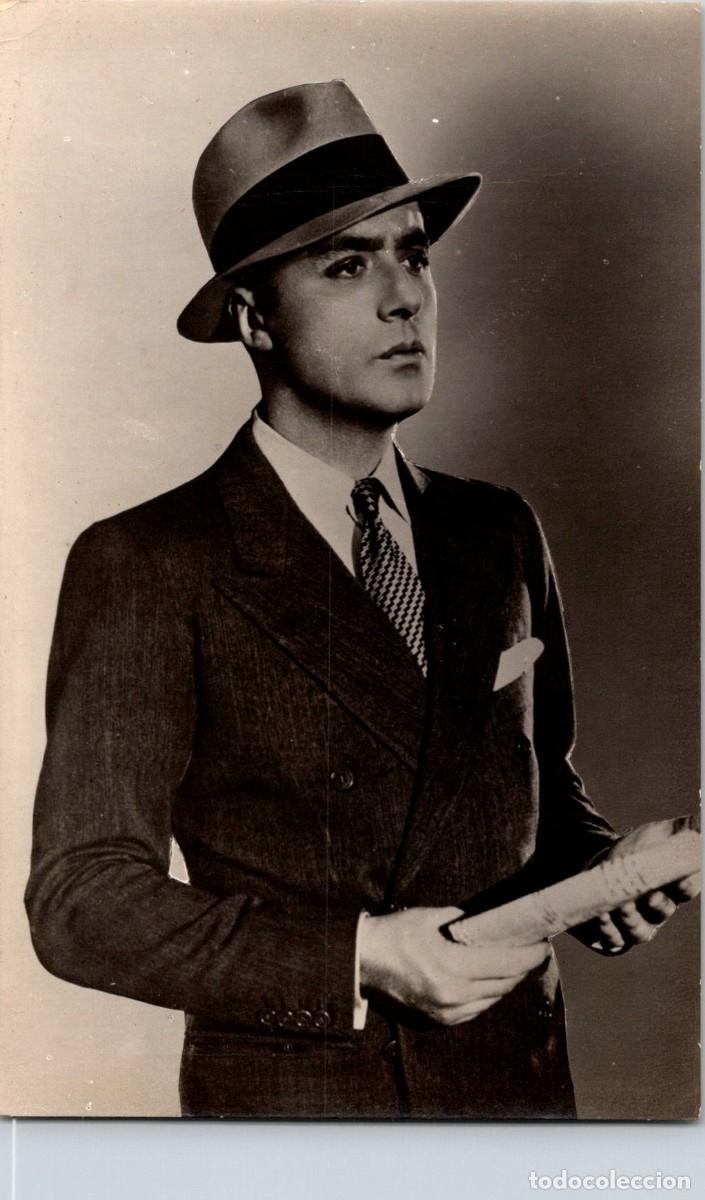 Cine: Charles Boyer - Sin datos - Hollywood, California - 136x86mm