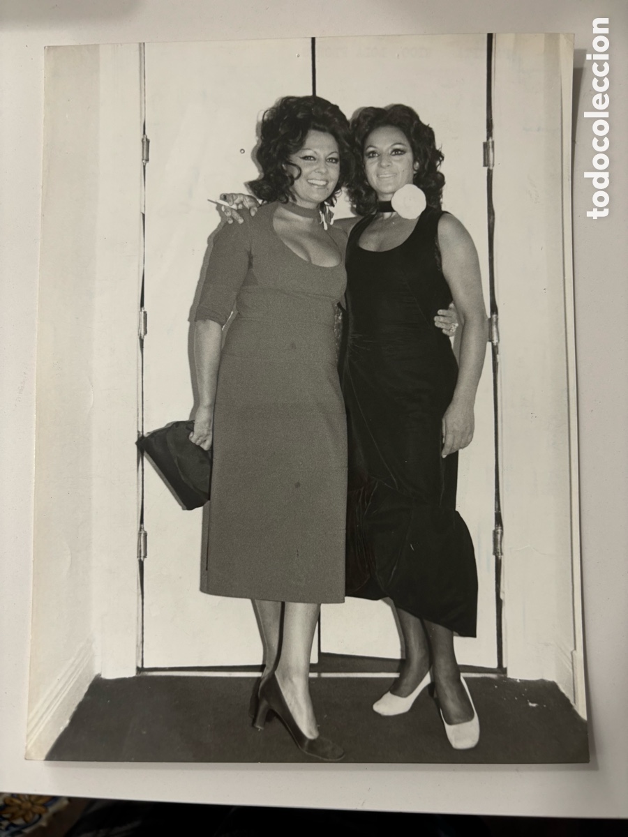 Cine: Foto original de Lola Flores y Paquita Rico foto Brunet y Ruiz Madrid M
