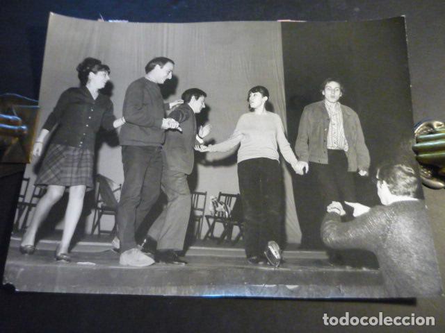 Cine: EUSEBIO PONCELA MANUEL GALIANA CARLOS PEIRA ACTORES FOTOGRAFIA 18 X 23 CM