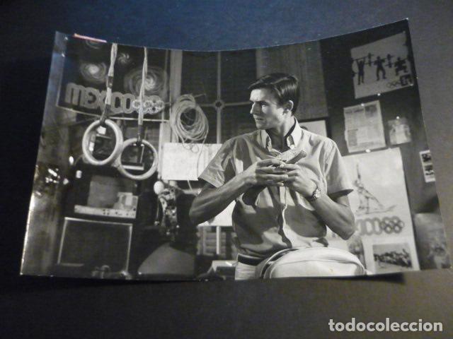 Cine: TONY ISBERT ACTOR ANTIGUA FOTOGRAFIA 15 X 22 CM