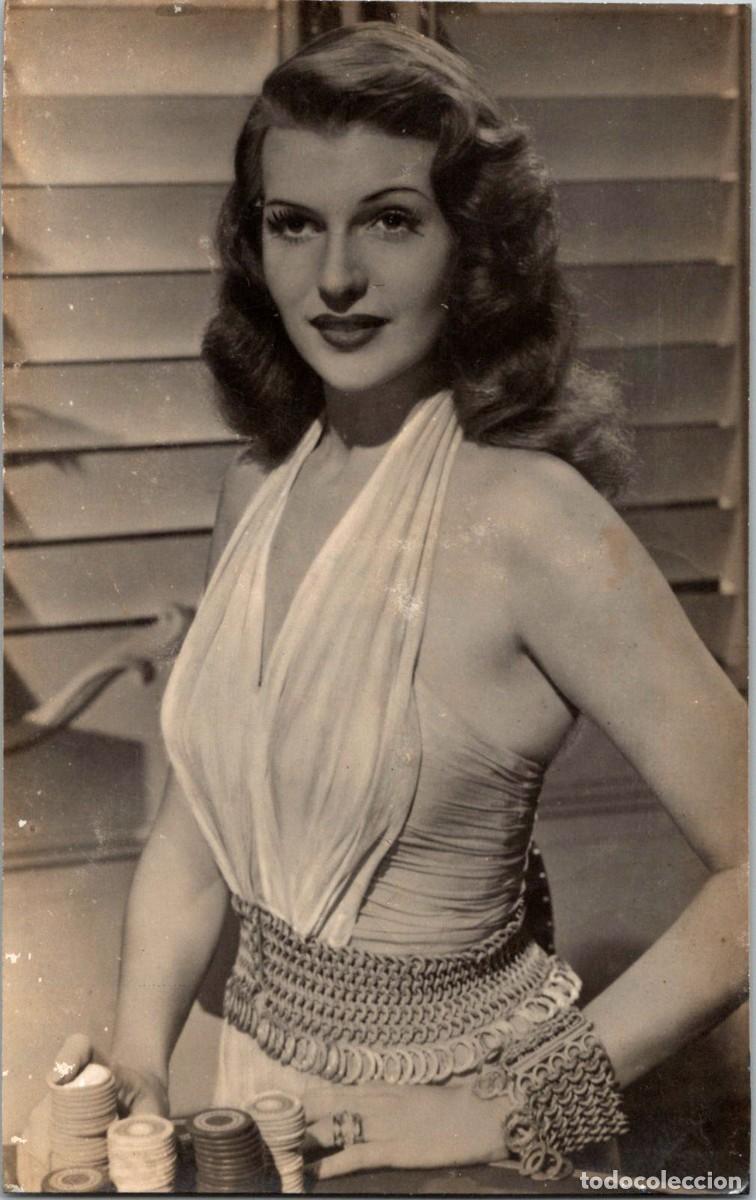 Cine: Rita Hayworth - Postales Bea - 135x85mm - Fichas de Casino en la Mano