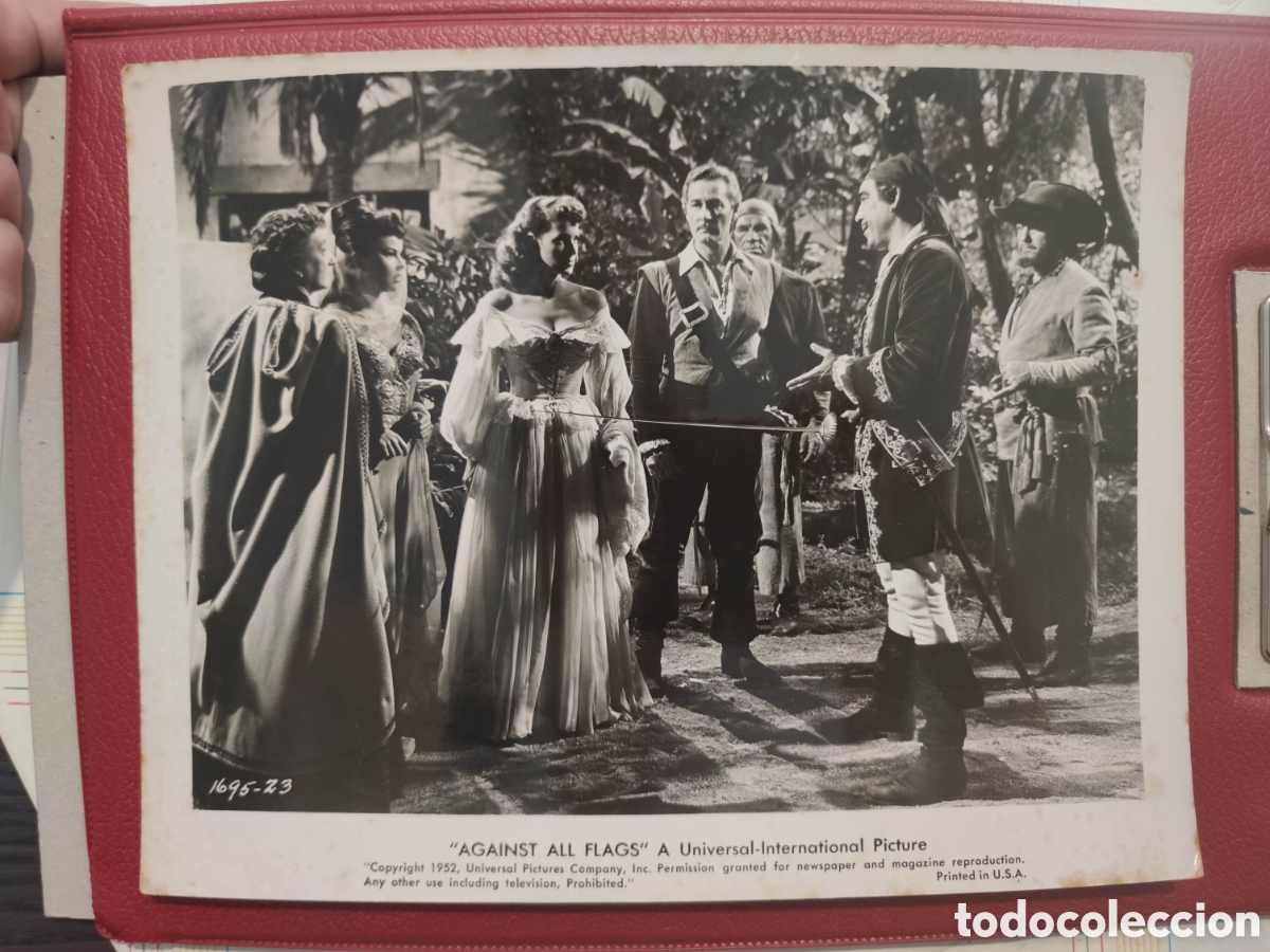 Kino: Foto - Against All Flags - La isla de los corsarios - Errol Flynn, Quinn - Original de distribuidora