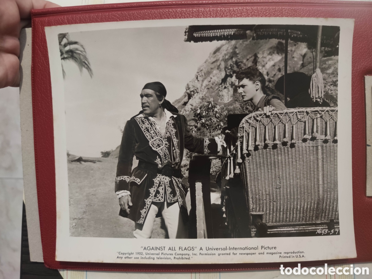 Kino: Foto - Against All Flags - La isla de los corsarios - Anthony Quinn - Original de distribuidora -