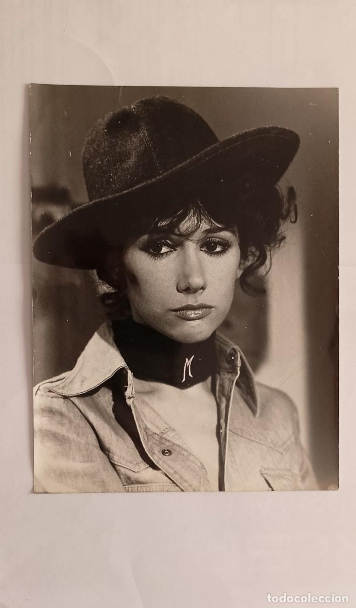 Cine: FOTO DE 18X24 DE LA PELICULA REBELD&Iacute;A CON VICTORIA VERA 1978