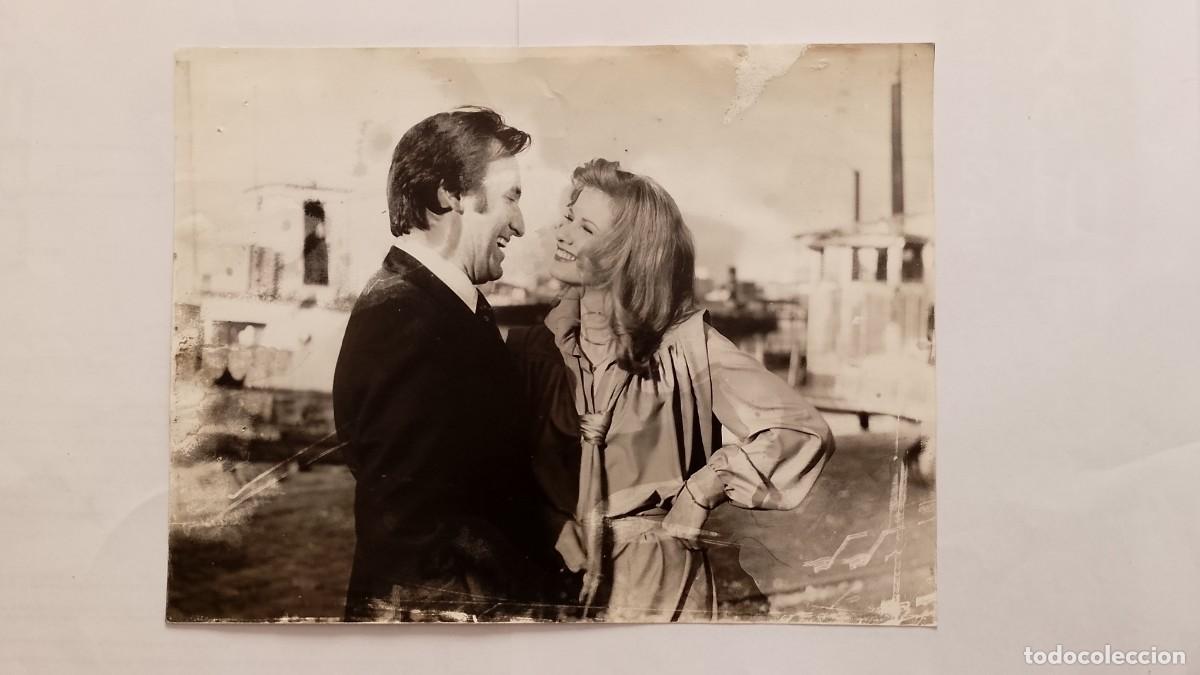 Cine: FOTO INEDITA DE 18 X 24 DE LA PELICULA ENTRE DOS AMORES MANOLO ESCOBAR Y INMA DE SANTIS