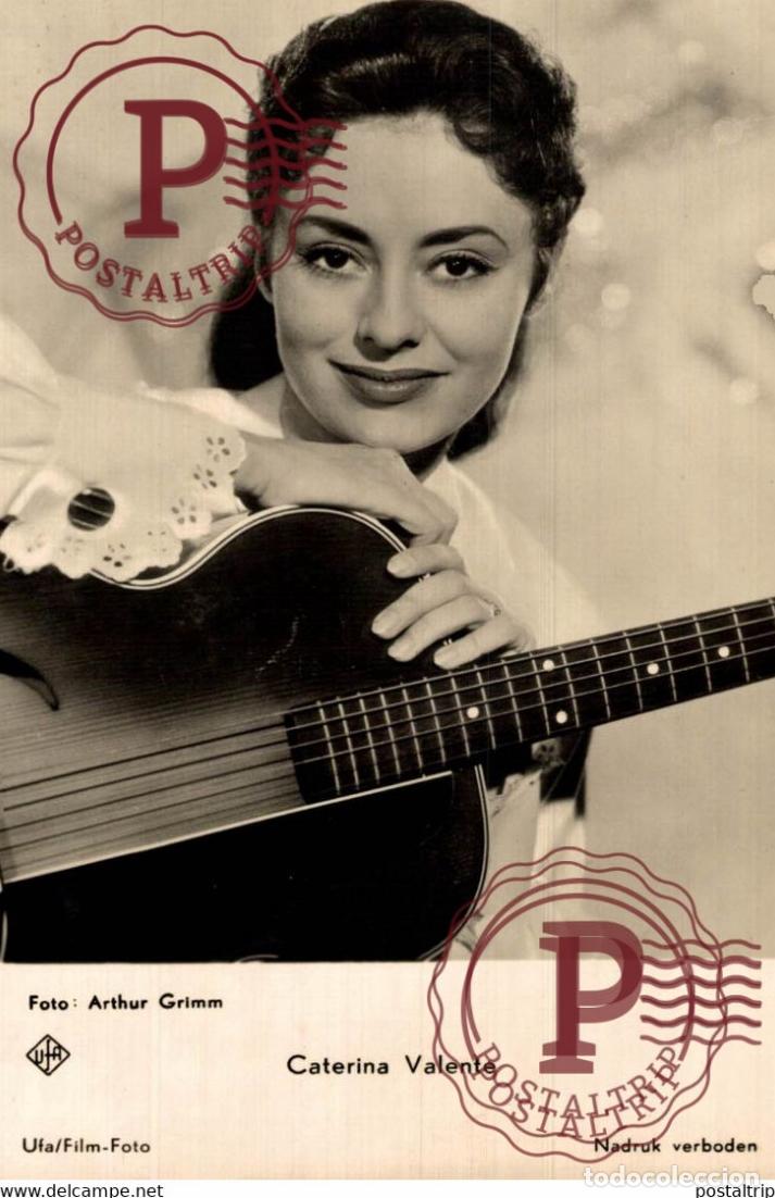 Kino: CATERINA VALENTE Foto Arthur Grimm Ufa Photo STARS ACTORS ACTRESSES ACTEURS ACTRICES