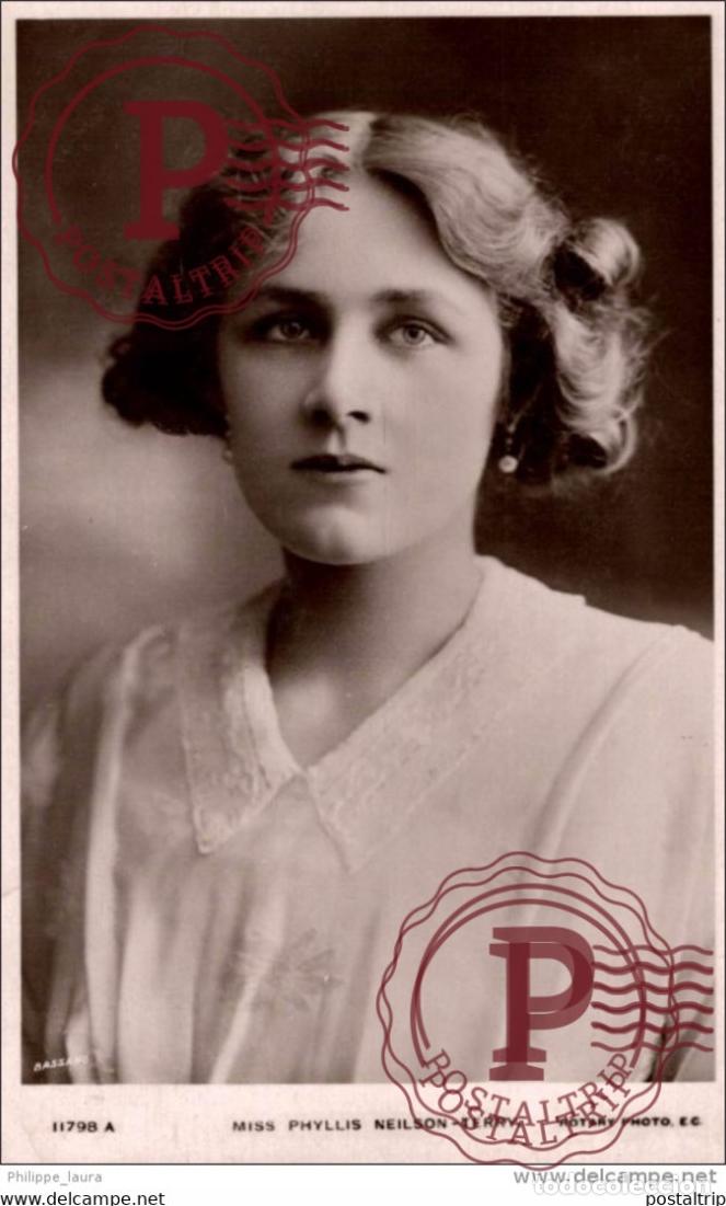 Cin&eacute;ma: MISS PHYLLIS NEILSON TERRY
