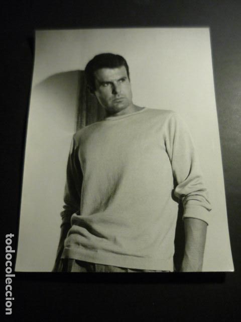 Cin&eacute;ma: ANTONIO ALONSO ACTOR ANTIGUA FOTOGRAFIA BASABE COVARRUBIAS MADRID FOTOGRAFO 17 X 23 CM