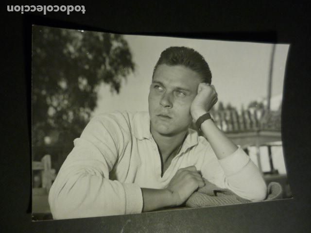 Cine: GONZALO CA&Ntilde;OS ACTOR ANTIGUA FOTOGRAFIA 8 X 12 CM