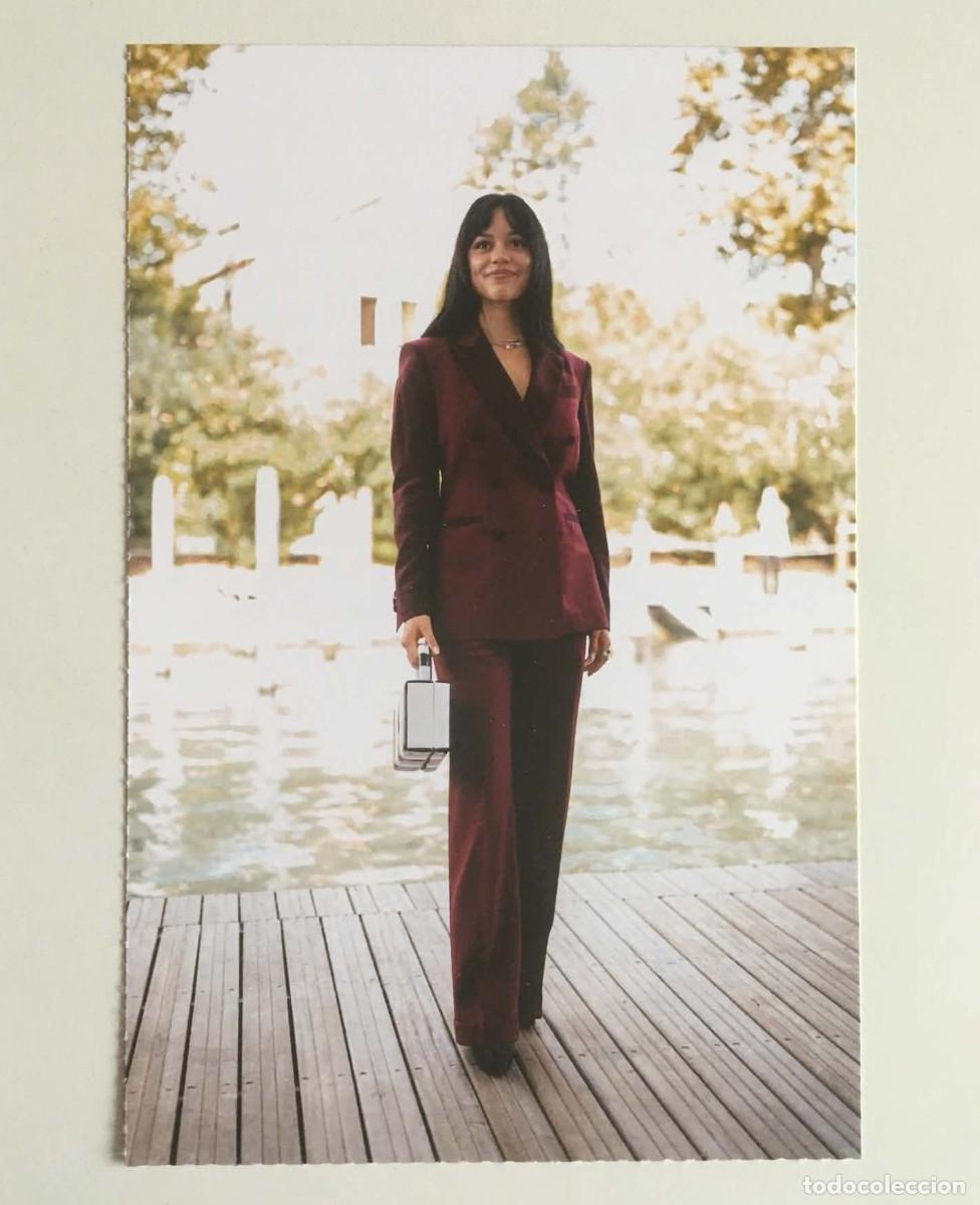 Cine: Jenna Ortega Venice Film Festival 2024 Burgundy Suit Collectible Postcard StarLight Magazine France