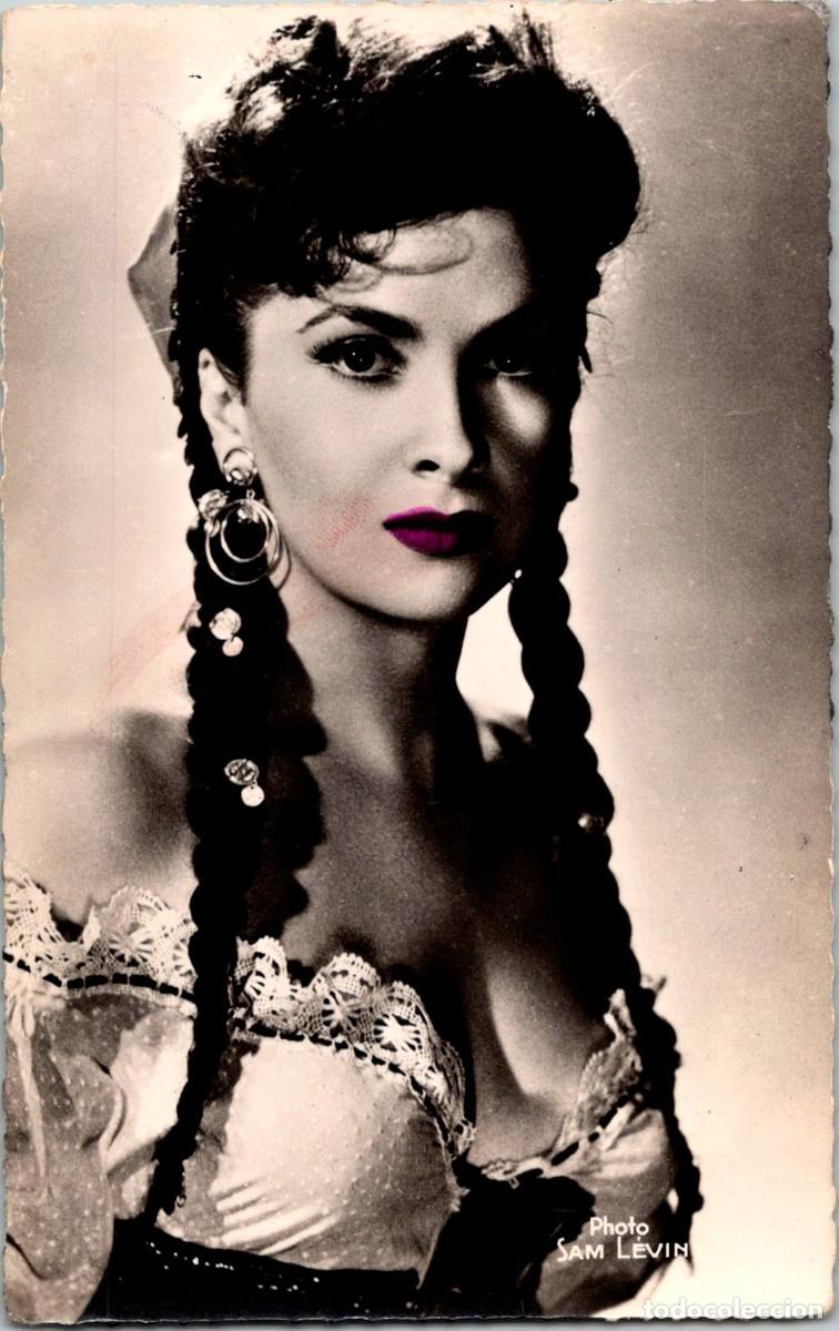 Cine: Gina Lollobrigida - Editions du Globe, Par&iacute;s n&ordm; 202 - Photo Sam Levin- Coloreada (Labios) - 140x89mm