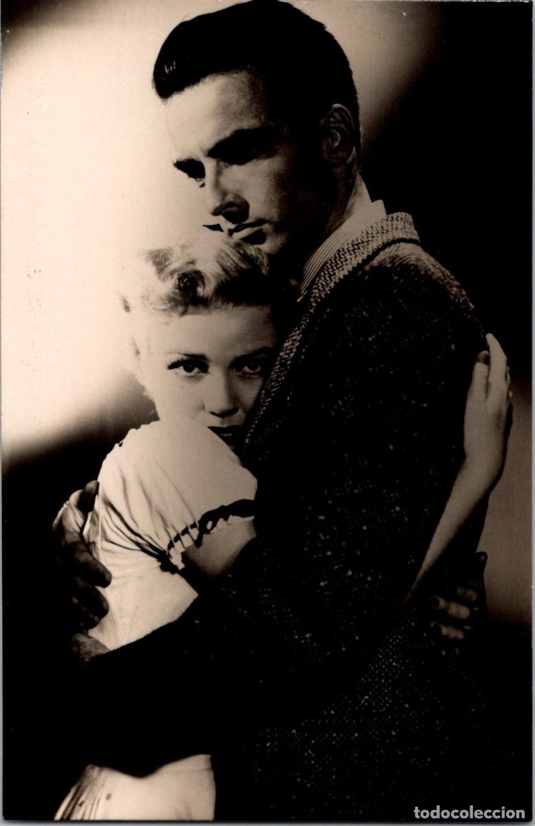 Cine: Montgomery Cliff y Anne Baxter - Sin ning&uacute;n dato - 136x88mm