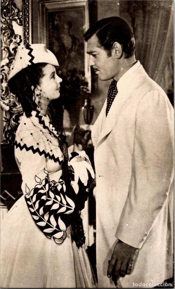 Cine: Clark Gable y Vivien Leigh - Lo que el viento se llev&oacute; - Metro Goldwyn Mayer - n&ordm; 1230 - 137x84mm
