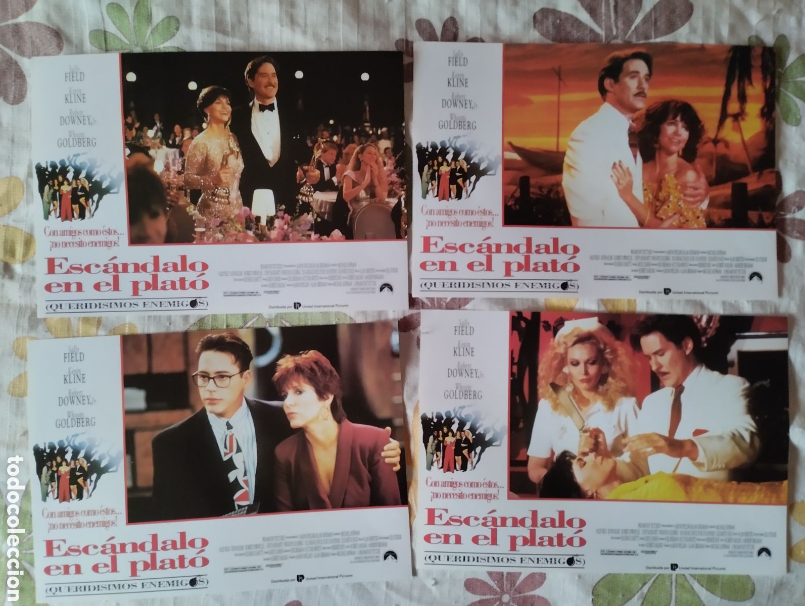 Cine: 12 FOTOCROMOS - ESCANDALO EN PLAT&Oacute; - SET COMPLETO
