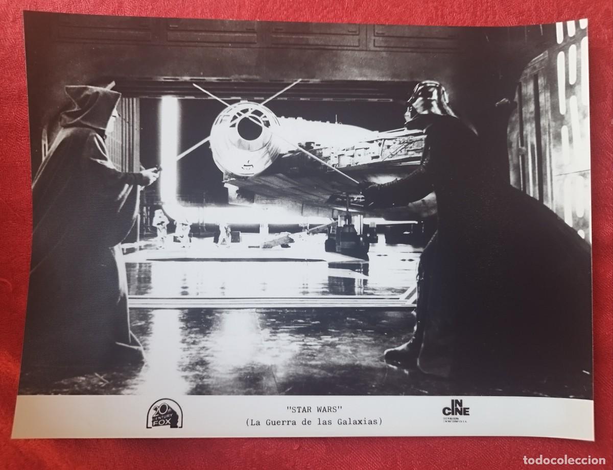 Cine: La Guerra de las Galaxias STAR WARS 1977 Foto de Prensa Original Darth Vader vs Obi-Wan Kenobi