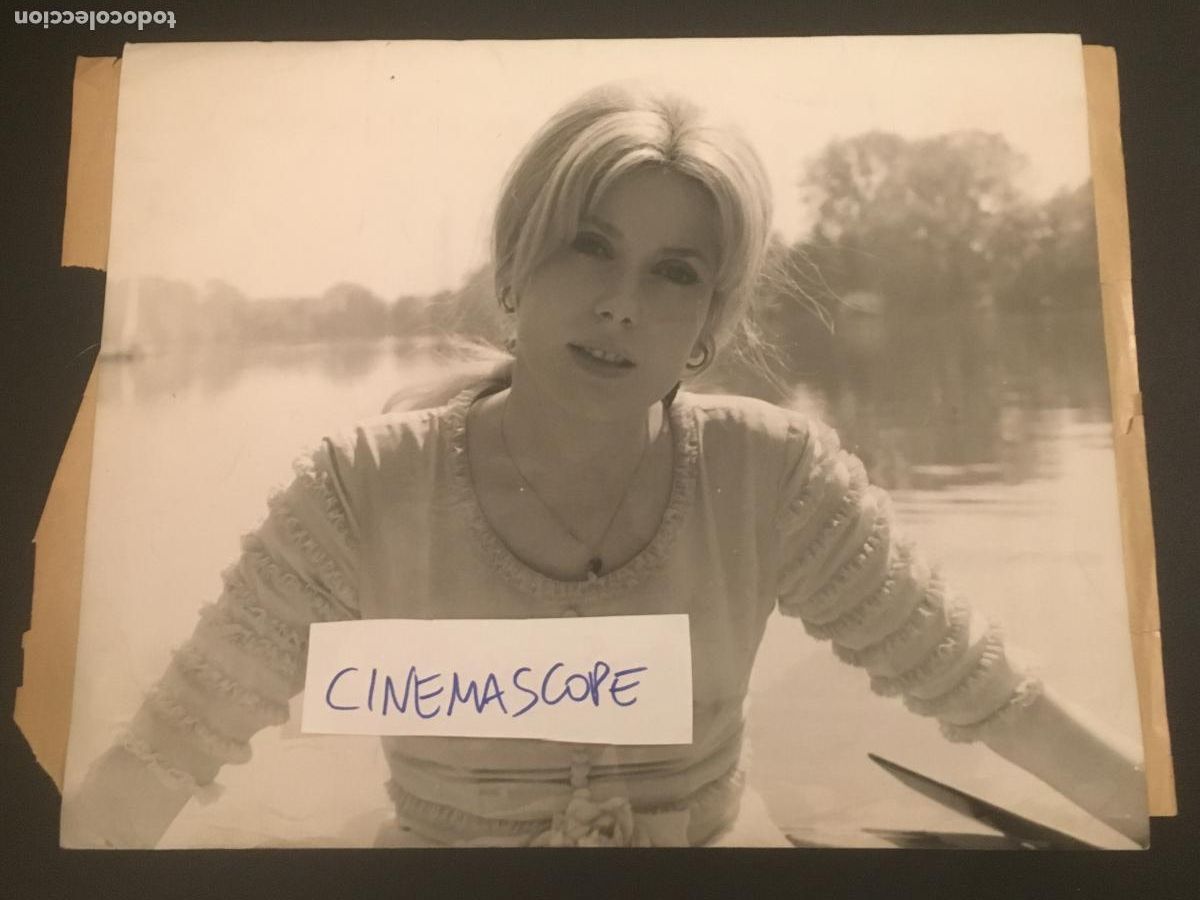 Cine: catherine deneuve foto original antigua